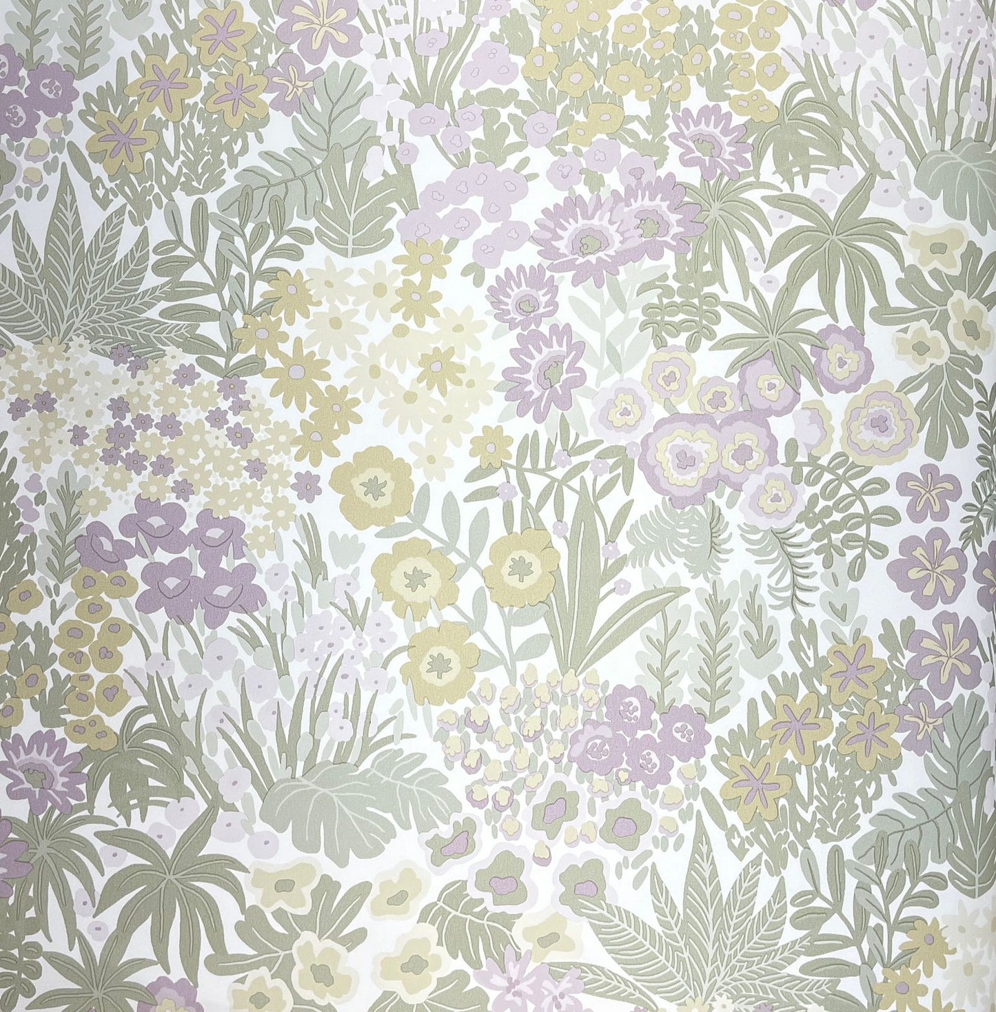 Lavender Meadow – Pastel Wallpaper