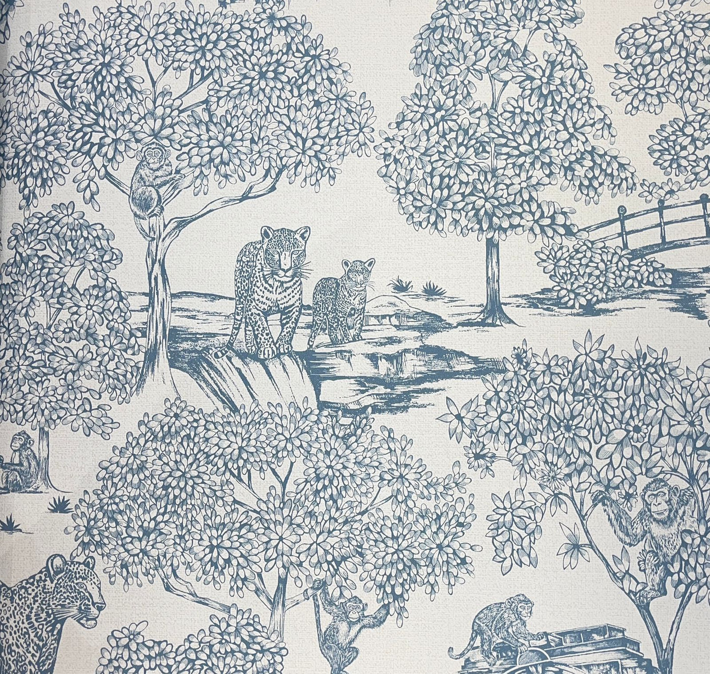 Garden Toile Wallpaper - Indigo