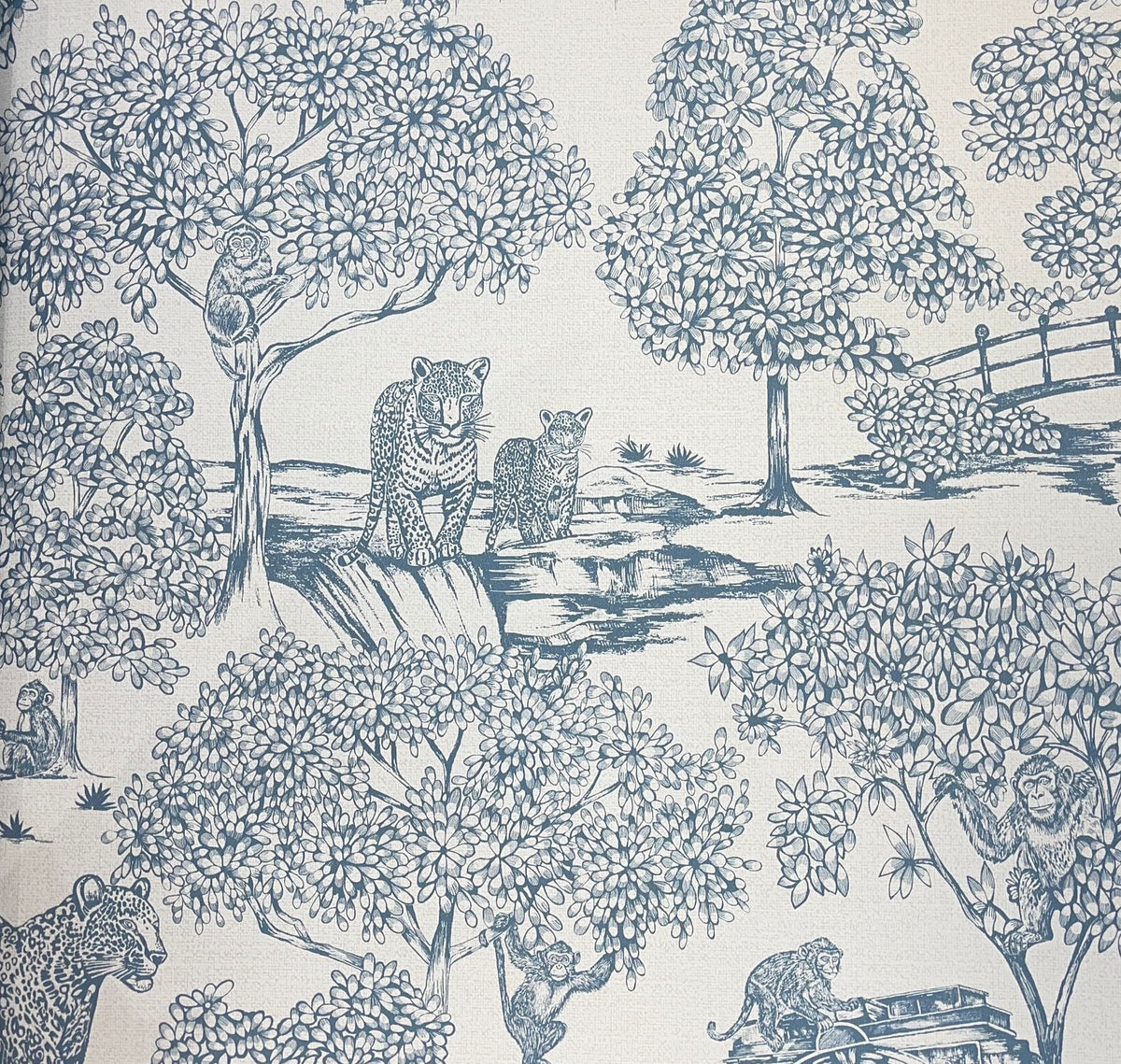 Garden Toile Wallpaper - Indigo