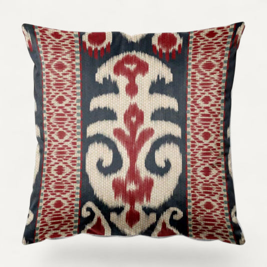 Vista cushion – styled setting | Venia Home