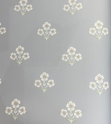 Silver Fleur Wallpaper