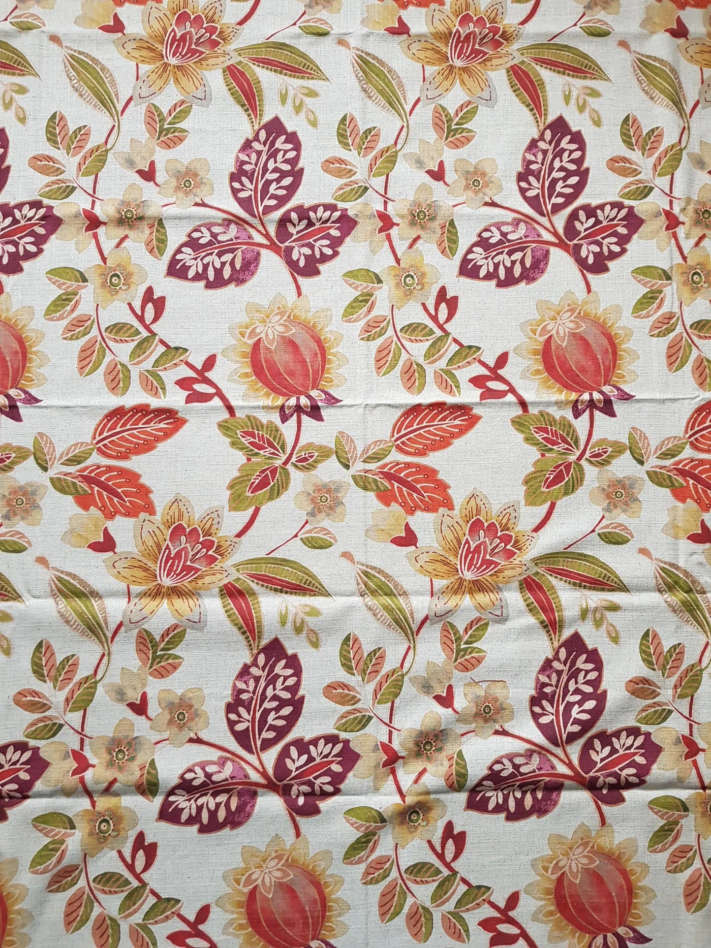 Ivory grand gardenia fabric detail