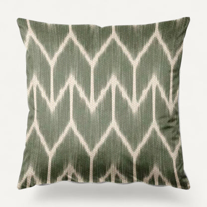 Arrowhead cushion – styled setting | Venia Home