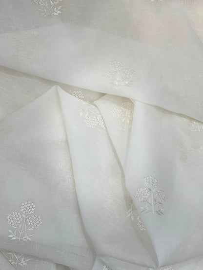 Pom Sheer Curtain – close-up detail | Venia Home